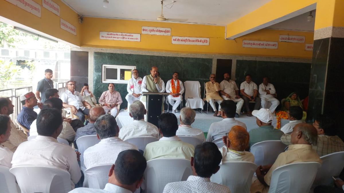 जन आशीर्वाद यात्रा को लेकर BJP की बैठक, CM शिवराज 26-27 अक्टूबर को इन क्षेत्रों में करेंगे जनसभाएं
