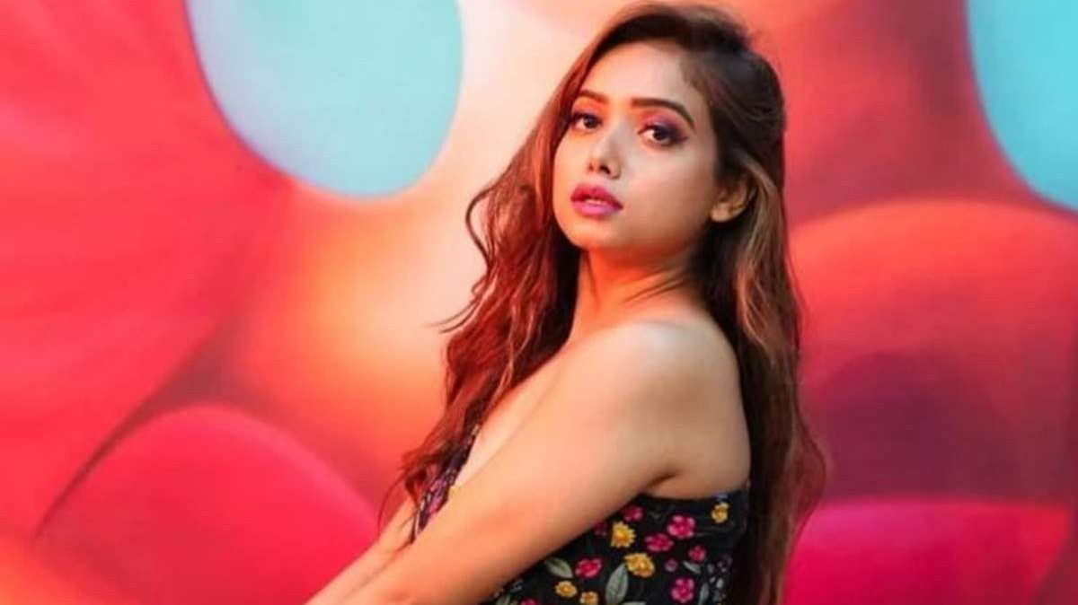 Manisha Rani: मनीषा रानी का जलवा देख फैंस का छूटा पसीना, बिखेरी अपने अदाओं के जलवे
