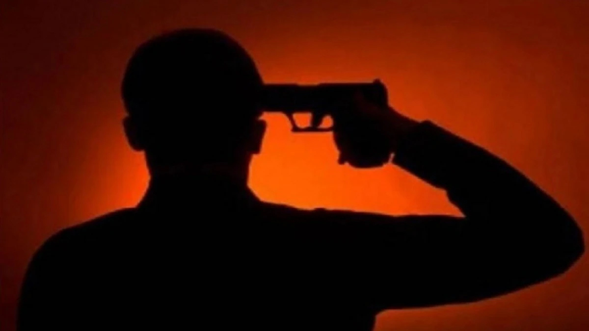 Delhi News: एसीपी ने रिवॉल्वर से गोली मारकर खुदकुशी की