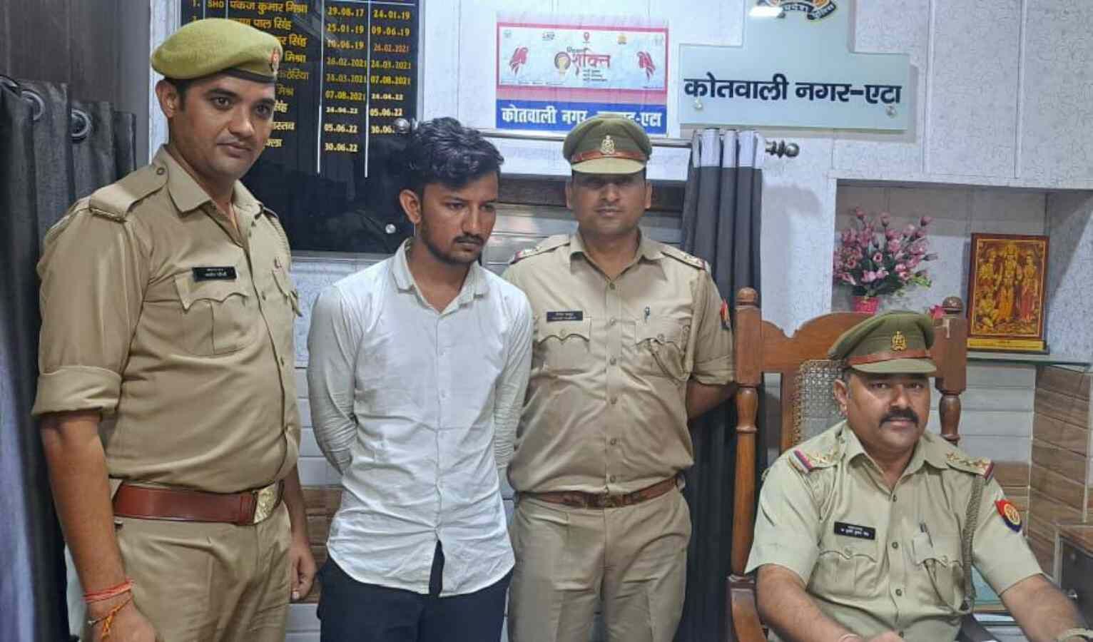 PET EXAM में धराए मुन्नाभाई, ब्लू टूथ का इस्तेमाल कर नकल कर रहे पांच नकलची व सॉल्वर गिरफ्तार