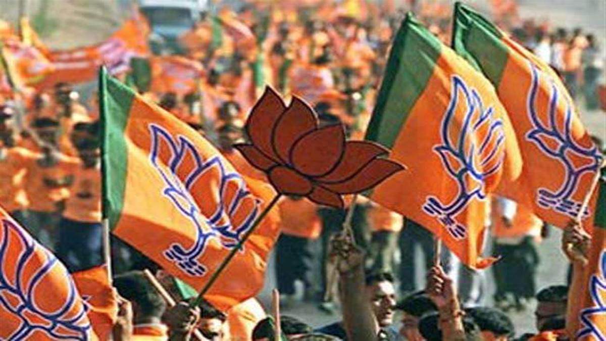 कांग्रेस की तीन बड़ी घोषणाओं पर भाजपा का पलटवार, मूणत ने कहा- 5 साल से जनता घोषणाओं के पूरा होने का कर रही इंतजार