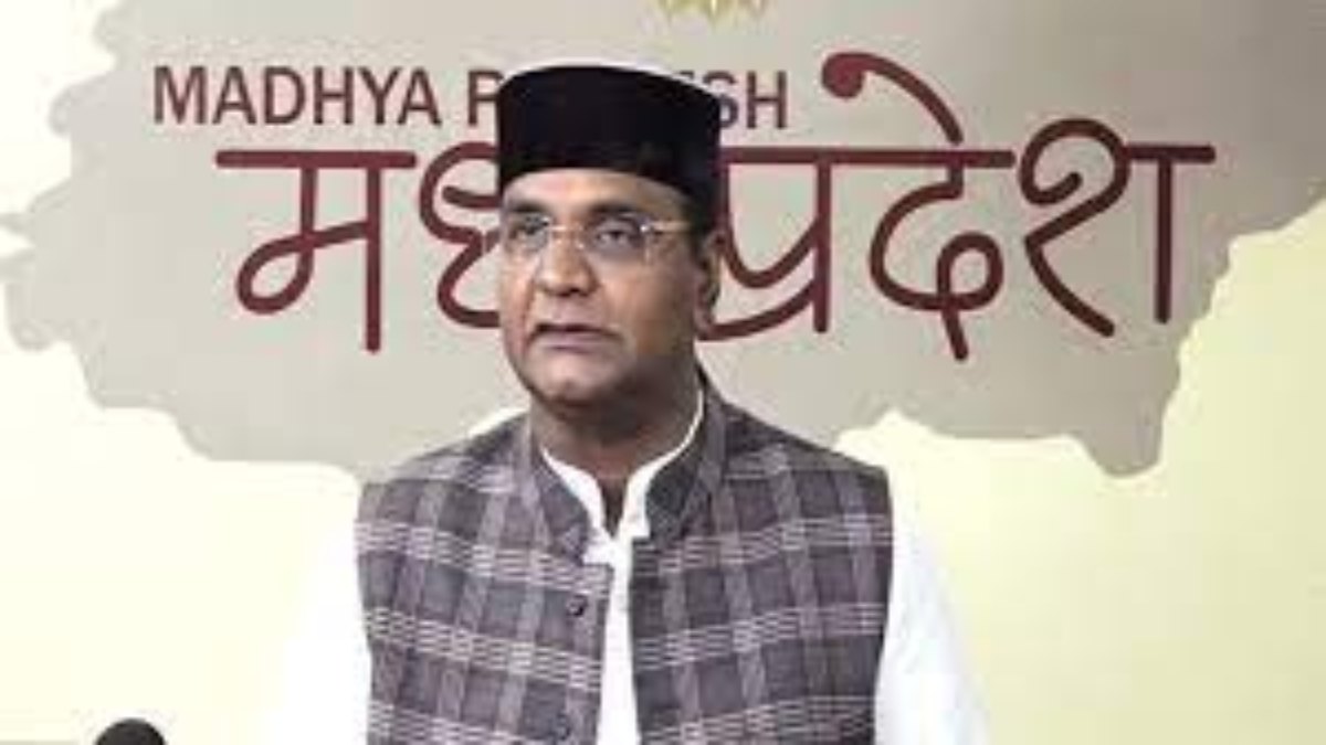 नरेला विधानसभा क्षेत्र वासियों को मिली बड़ी सौगात: चिकित्सा शिक्षा मंत्री ने थ्री टियर फ्लाईओवर का भूमिपूजन और महाविद्यालय का किया लोकार्पण