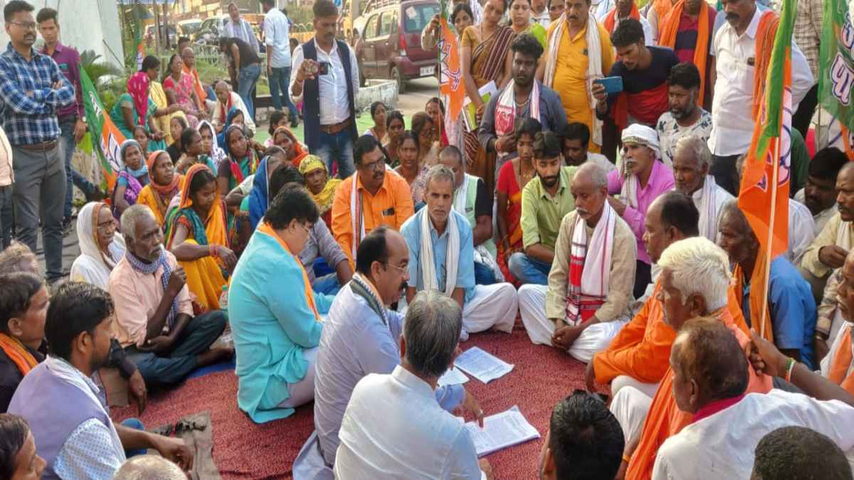 टिकट को लेकर सिर फुटव्वलः BJP में उठ रहे विरोध के स्वर, कैंडिडेट फाइनल होने के बाद भी कार्यकर्ता नहीं कर रहे प्रचार, जानिए पूरे सियासी फसाद की वजह…