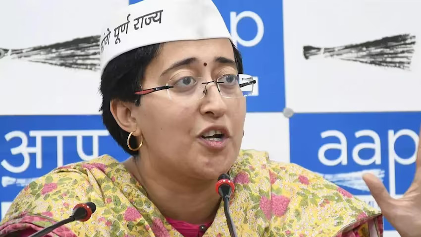 कोविड केयर सेंटर में गड़बड़ी की जांच हो: AAP