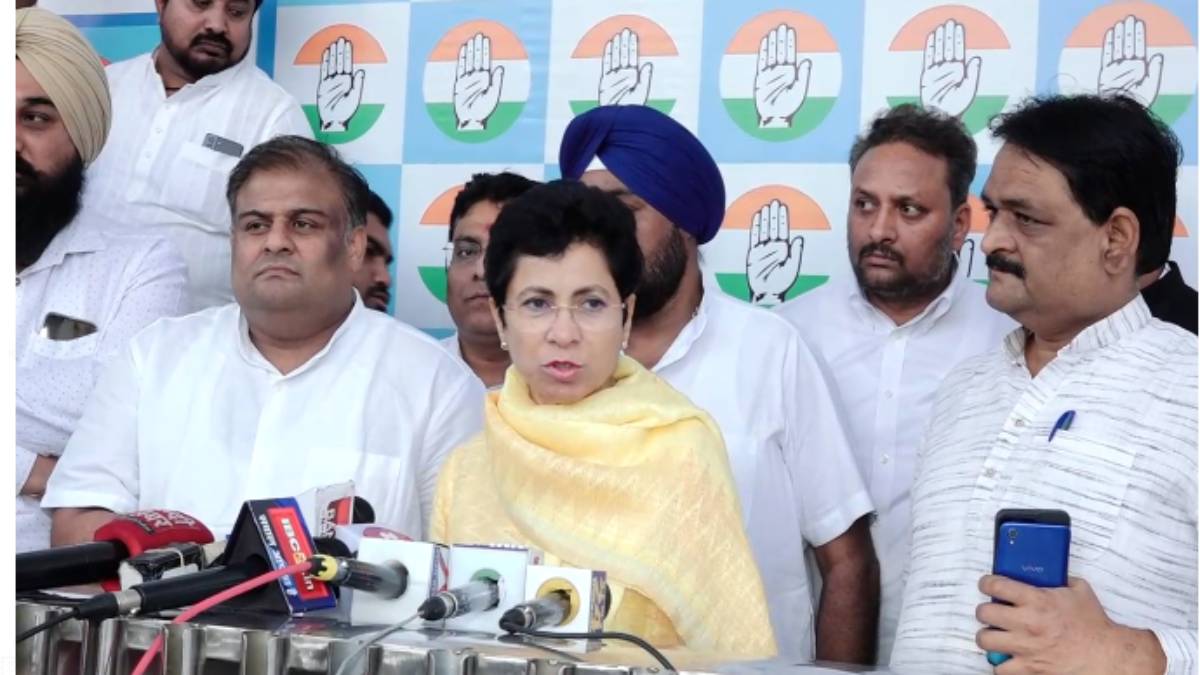 Congress में 90 विधानसभा सीटों के लिए मिले 2800 आवेदन, प्रभारी कुमारी सैलजा बोलीं- उम्मीदें बढ़ती है, सभी पार्टी के सिपाही हैं चुनाव में मिलकर करेंगे काम