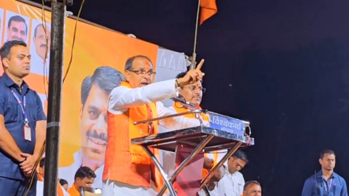 बीजेपी प्रत्याशी के समर्थन में CM की सभा: शिवराज सिंह ने कहा- MP की धरती पर किसी को बगैर जमीन-मकान के नहीं रहने दूंगा, कमलनाथ और प्रियंका की घोषणा पर साधा निशाना