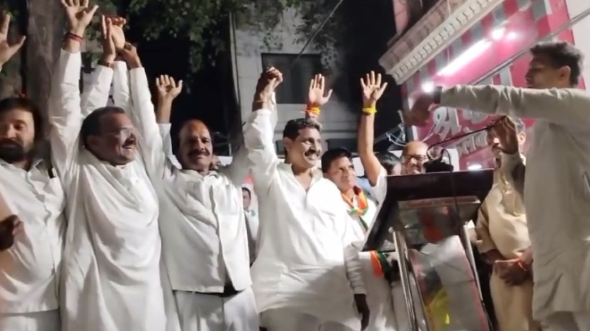 जीतू पटवारी का VIDEO वायरल: कांग्रेस दावेदारों को मंदिर के सामने खिलवाई कसम, कहा- टिकट एक को मिलेगा, लेकिन काम सभी को करना है