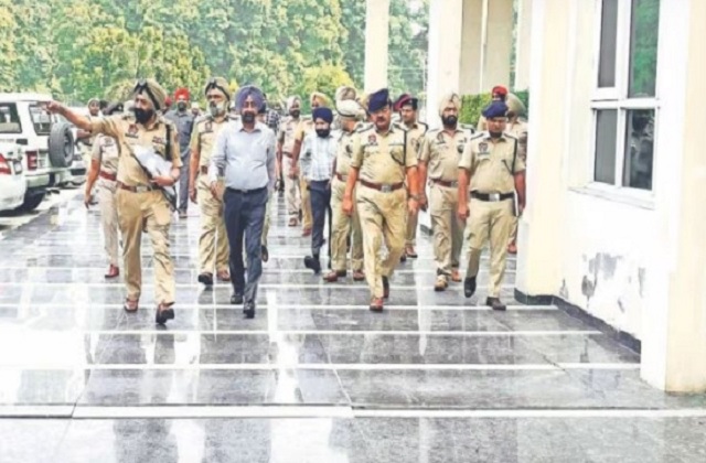 1 नवंबर को लुधियाना में खुली बहस, पुलिस छावनी में बदला पी.ए.यू. का इलाका