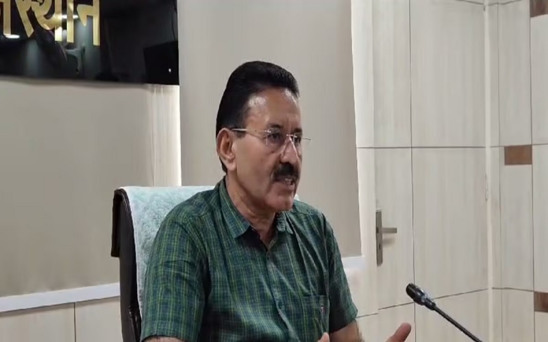 Rajasthan News: राजस्थान में वरिष्ठ आईएएस के घर मिले 6 लाख नकद, जेवरात