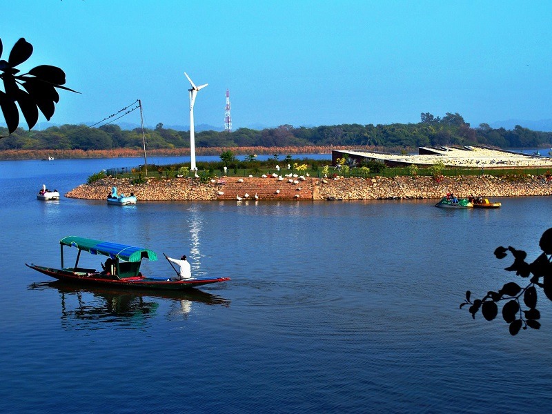 Sukhna Lake में जल्द ही शटल बस सेवा, प्रशासन बना रही  योजना