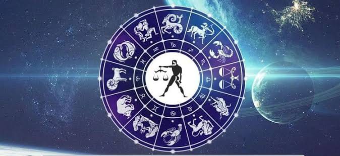 Libra Horoscope: इस महीने तुला राशि में होगी चार ग्रहों की चौकड़ी , बनायेगी इन राशियों को मालामाल