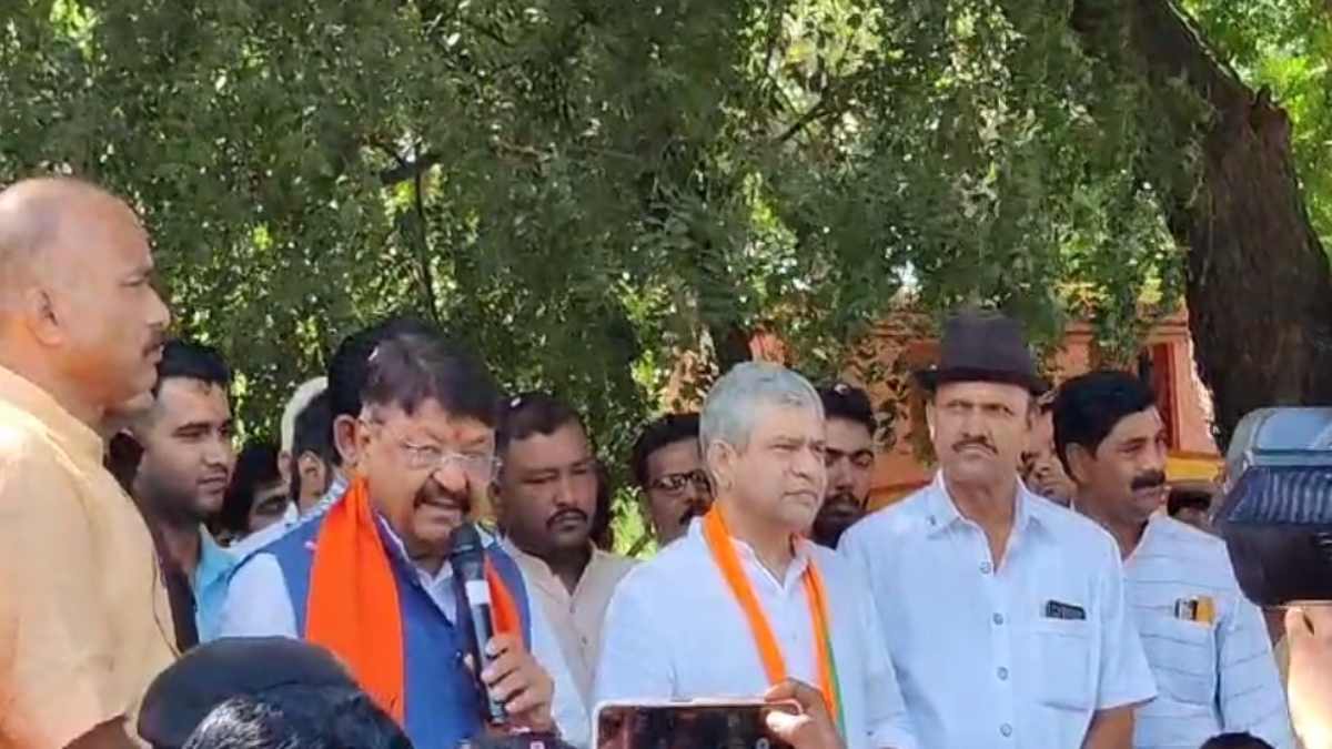 केंद्रीय रेल मंत्री ने किया रेलवे स्टेशन के निर्माण कार्यों का भूमिपूजन, इंदौर को बताया देश का महत्वपूर्ण और बड़ा कॉमर्शियल शहर