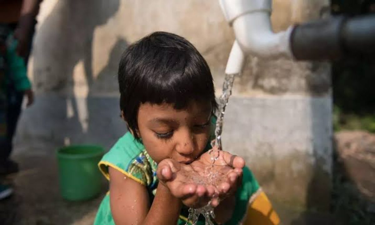 Odisha News: सीएम नवीन ने 5 शहरों के 149 उपनगरों में ‘नल से पेय’ (Drink From Tap) योजना शुरू की,12 लाख लोग होंगे लाभबान