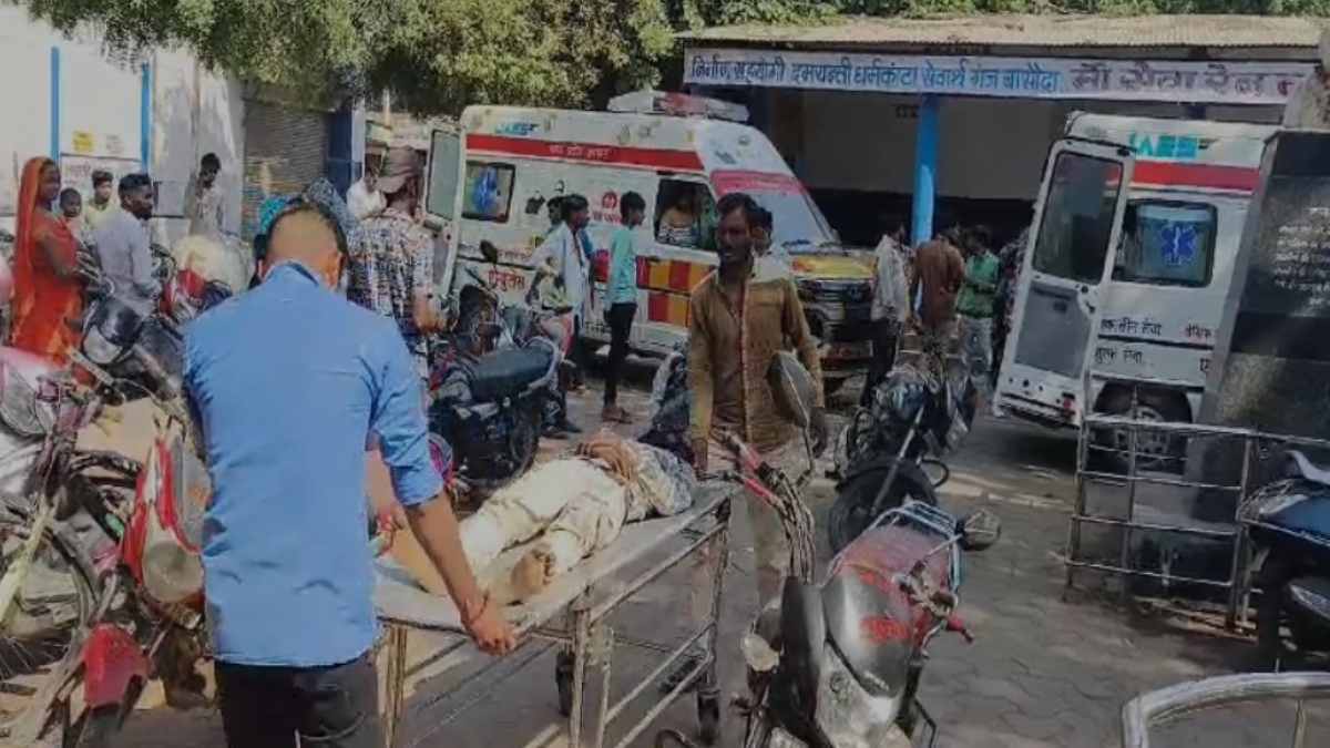 दो पक्षों में खूनी संघर्ष: 13 लोग घायल, दो की हालत गंभीर, वीडियो वायरल, ये रही वजह