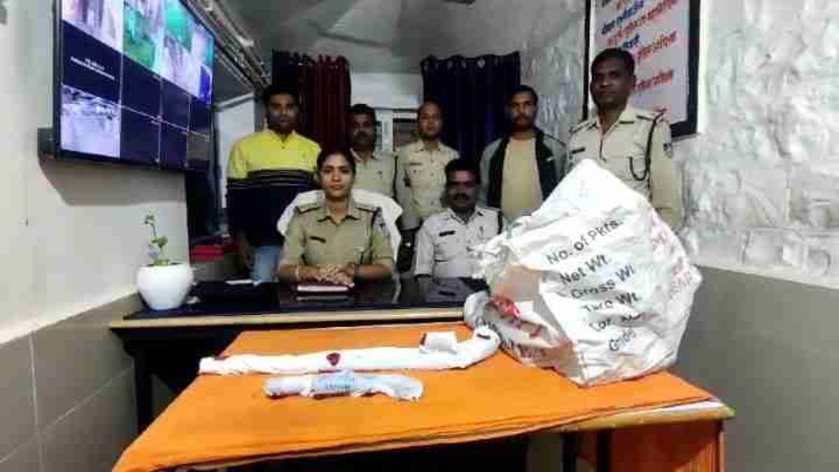 कृषि यंत्र की आड़ में बनाता था अवैध हथियारः 12 बोर की कट्टा और 2 जिंदा कारतूस के साथ दो आरोपी गिरफ्तार