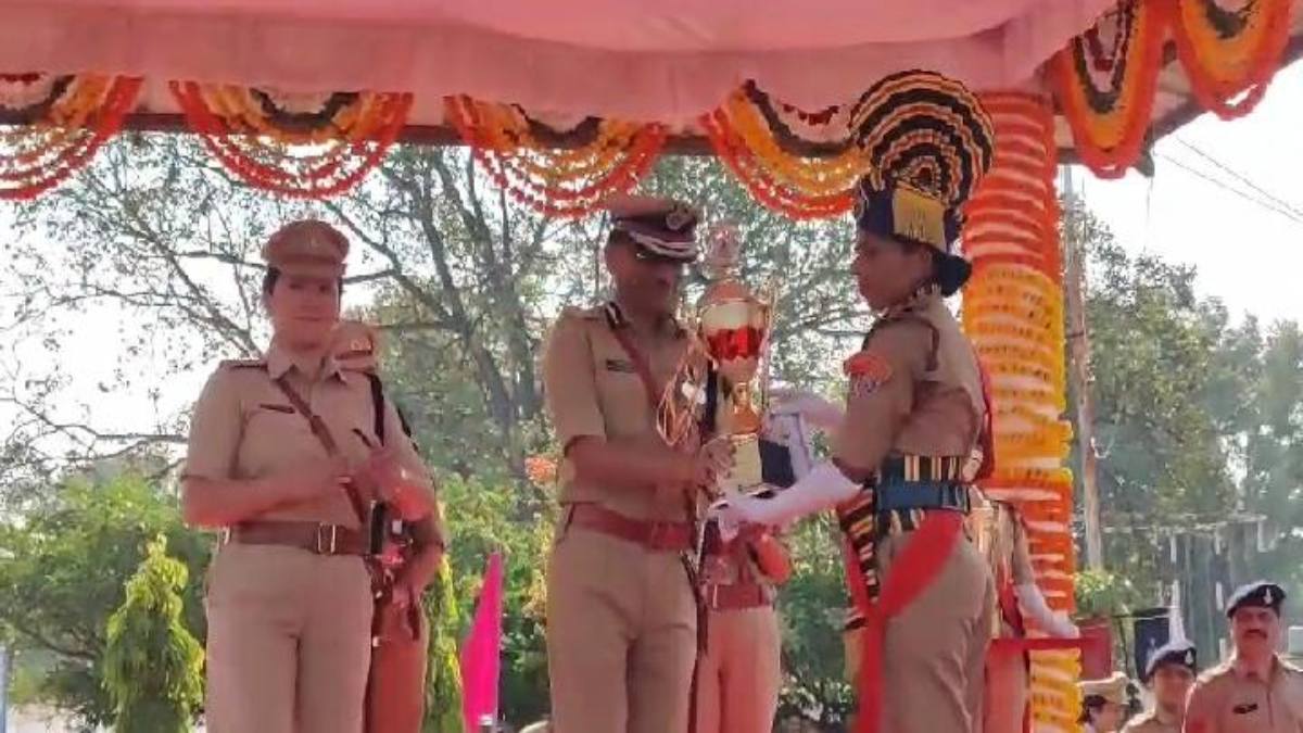 पुलिस ट्रेनिंग कॉलेज में पासिंग आउट परेड: 76वीं बैच की 1 हजार से अधिक नव आरक्षकों ने देश सेवा की ली शपथ