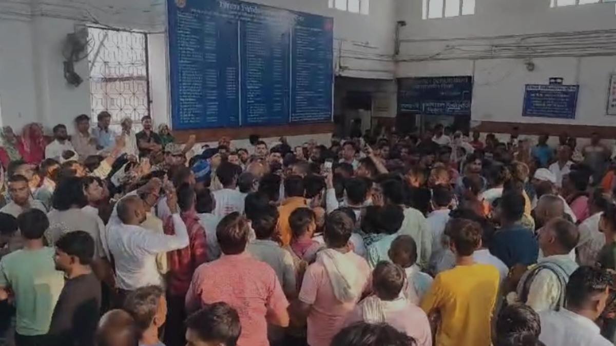 Morena News: बुजुर्ग की मौत का मामला, SP ने एसआई समेत 5 पुलिसकर्मी को किया लाइन अटैच