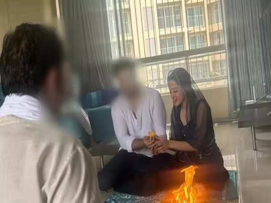 Urfi Javed ने किससे कर ली सगाई ? सोशल मीडिया में वायरल हो रही ये तस्वीर