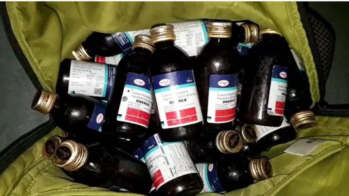 नशे का कारोबारः 25 लाख की कोरेक्स कफ सिरप बरामद, गिरफ्तार छह आरोपियों में एक महिला शामिल