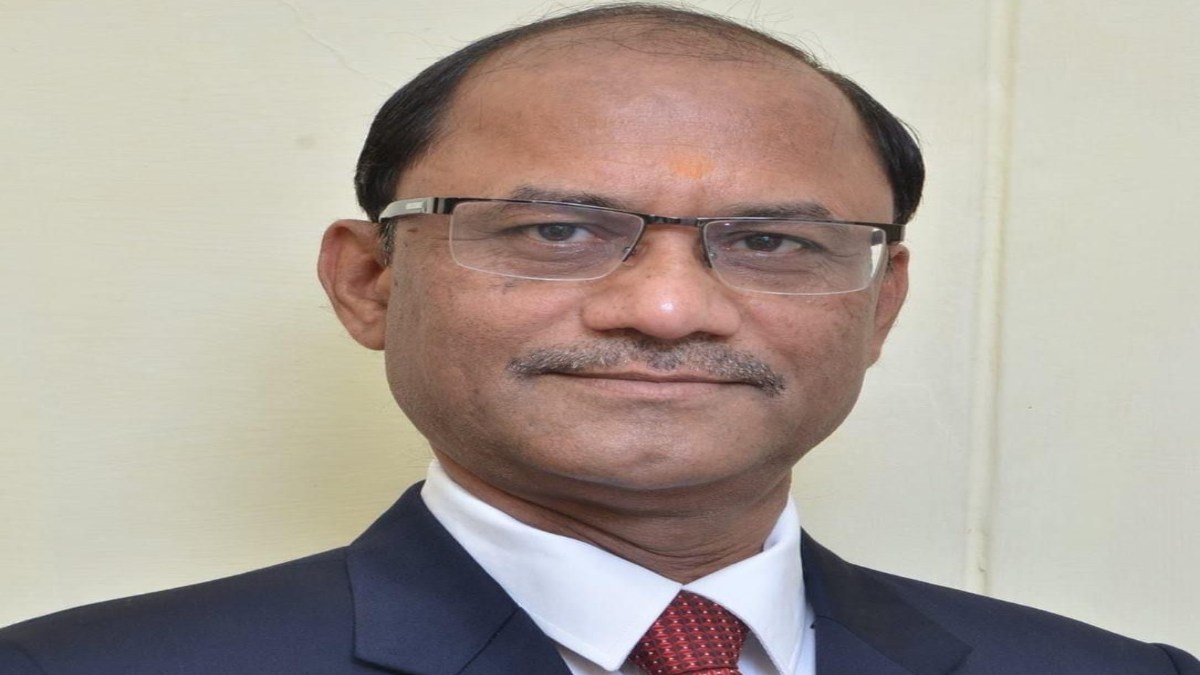 आलेख : मतदान अधिकार नहीं, कर्तव्य – चन्द्र शेखर गंगराड़े