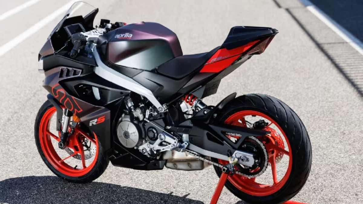 Upcoming Two-Wheelers : इस महीने लॉन्च होंगे ये दोपहिया वाहन, जानें खूबियां…
