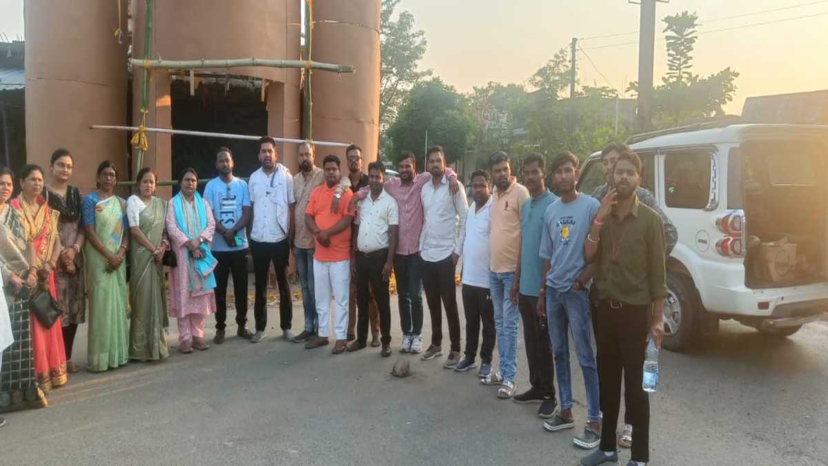 CG BREAKING : कांग्रेस विधायक के टिकट काटने का मचा हल्ला, समर्थकों में भारी नाराजगी, रायपुर के लिए हुए रवाना…