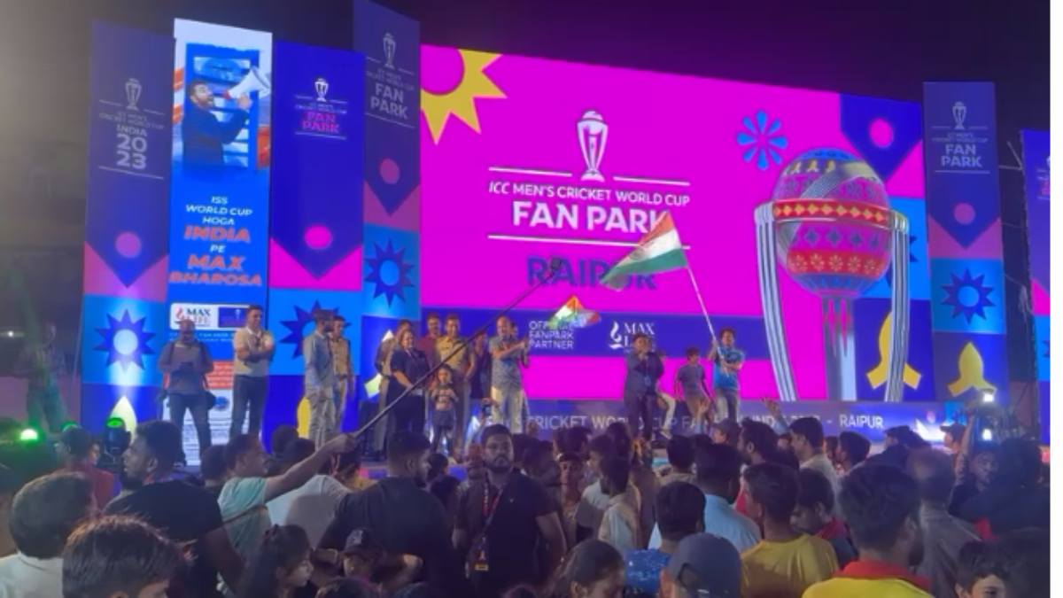 India vs Pakistan World Cup 2023 : भारत की जीत पर रायपुर में क्रिकेट प्रेमियों ने फोड़े पटाखे, डीजे की धुन पर थिरके युवा, देखें VIDEO…