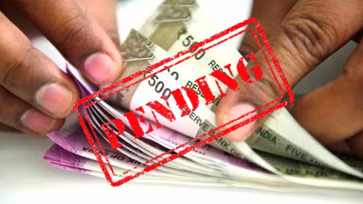 वेतन नहीं तो काम नहीं ! चुनाव कार्य में लगे शिक्षकों ने लंबित वेतन भुगतान को लेकर सौंपा ज्ञापन, पेमेंट ना होने पर निर्वाचन कार्य प्रभावित होने की कही बात