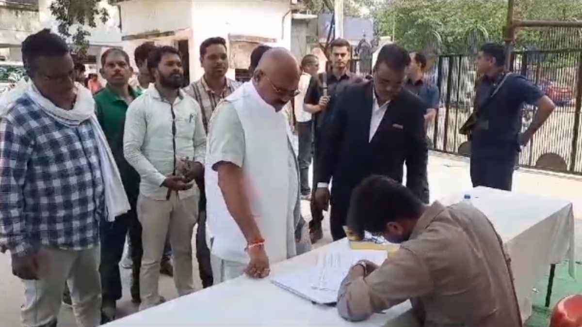 अंतागढ़ विधानसभा में बगावत : कांग्रेस विधायक अनूप नाग निर्दलीय लड़ेंगे चुनाव, शक्ति प्रदर्शन कर भरा नामांकन, जानिए नाम वापसी को लेकर क्या कहा…