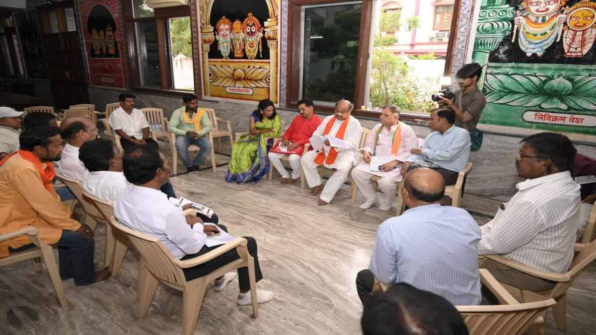 भाजपा प्रत्याशी का तूफानी प्रचार : ठोस आधार लेकर मैदान पर उतरे पुरंदर मिश्रा, लोगों ने बहुमत के साथ विजयी बनाने का दिया विश्वास
