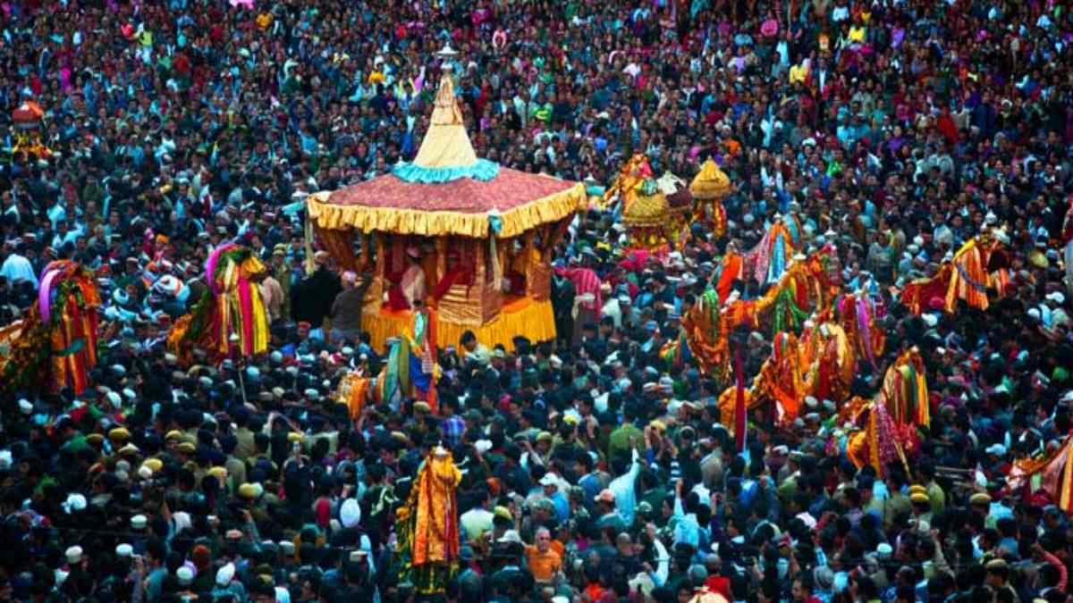Dussehra Special : देश के इस जगह में नहीं फूंका जाता मेघनाथ, कुंभकरण और रावण का पुतला, यहां मनाया जाता है 7 दिनों का अनोखा दशहरा …