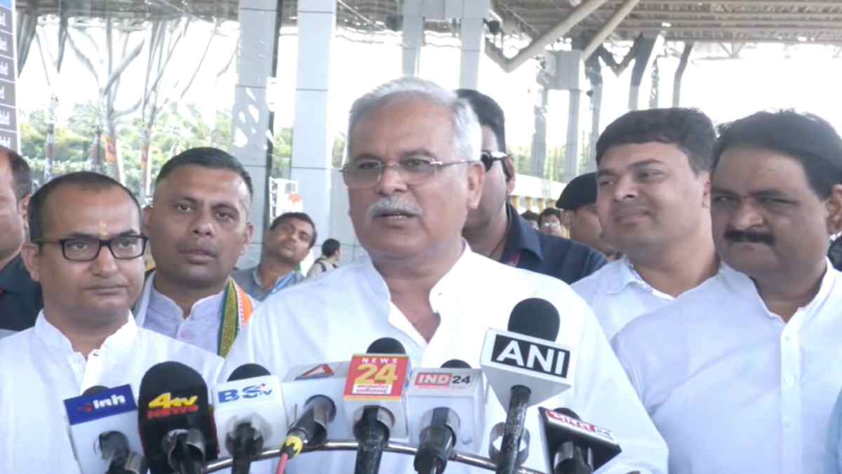 सीएम भूपेश बोले- ईवीएम में नोटा का विकल्प ही नहीं होना चाहिए, चुनाव परिणाम पर पड़ता है असर