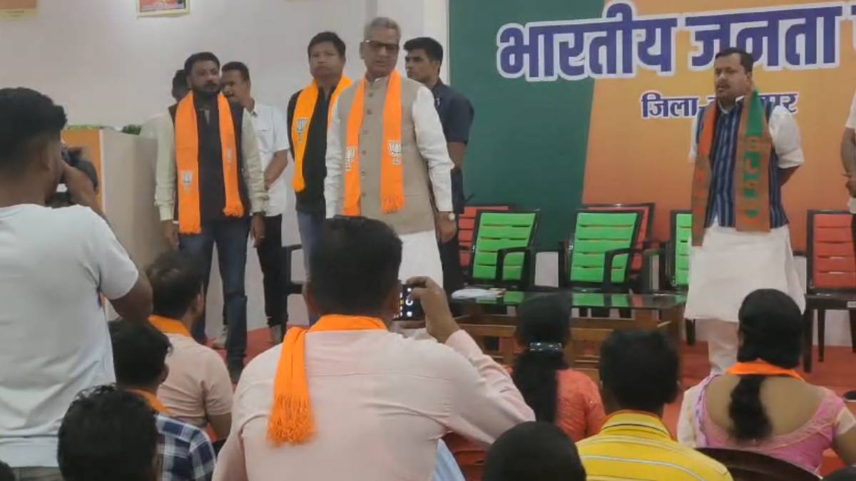 कांग्रेस की घोषणाओं पर बीजेपी प्रभारी ओम माथुर का तंज, कहा- डरी हुई है Congress, इसलिए धरातल पर नहीं उनका घोषणा पत्र