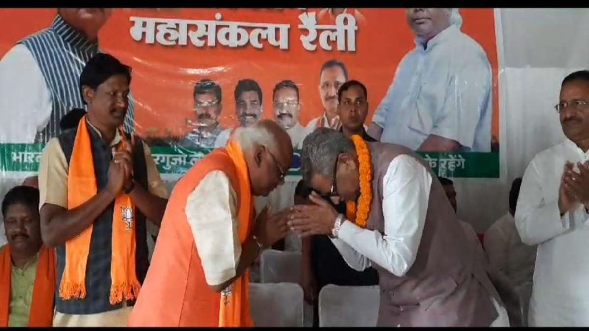 CG BREAKING : भाजपा में शामिल हुए कांग्रेस विधायक चिंतामणि महाराज