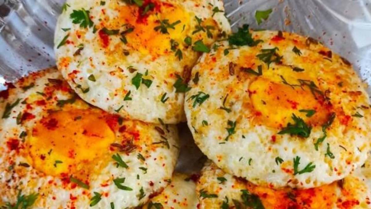 Regular Idli खाकर हो गए हैं बोर, तो घर पर बनाएं कद्दू इडली …