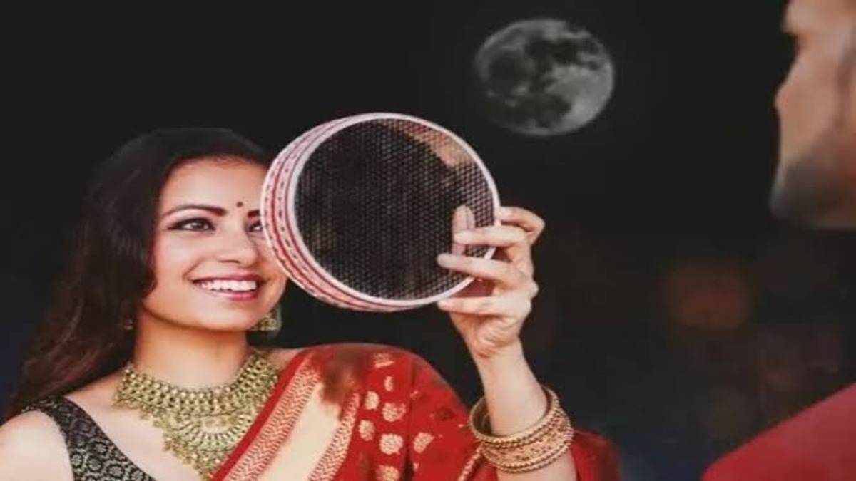 Karwa Chauth 2023 : करवा चौथ के दिन बन रहा बेहद शुभ योग, जानिए कब होगा चांद का दीदार …
