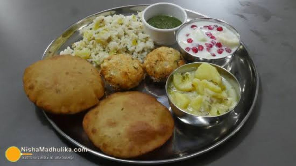 Navratri Recipe : इस तरह तैयार करें नवरात्रि व्रत की थाली, देखें कौन-कौन सी डिश करें इसमें शामिल …