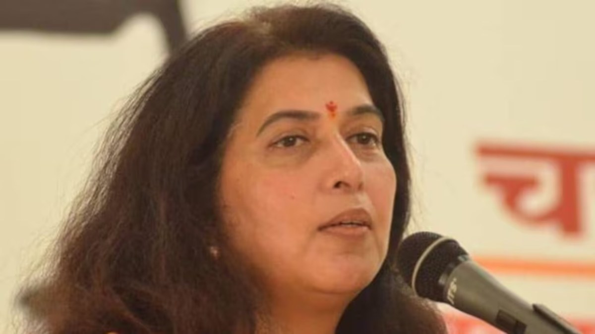 23 के रण में 30 पर सियासतः सांसद सरोज पांडेय का कांग्रेस पर सियासी हमला, बोलीं- CONG ने केवल 30 घिसे-पिटे चेहरे किए जारी, सूची के साथ ही हार तय…