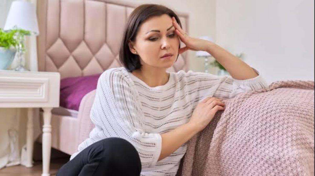 Menopause के बाद महिलाओं में होते हैं हार्मोनल परिवर्तन, बढ़ जाता है दिल की बीमारी का खतरा, इस तरह रखें ख्याल …