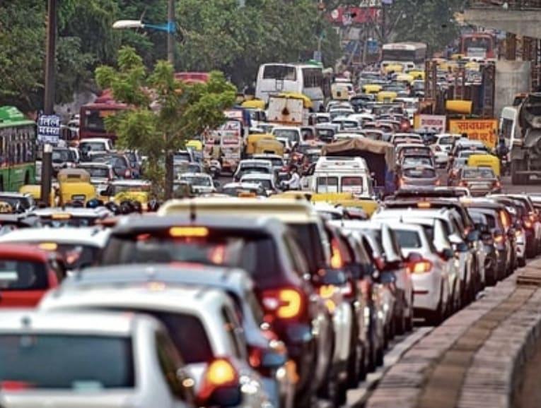 गाजीपुर-आजमगढ़ मार्ग पर डेढ़ घंटे तक लगा रहा जाम, पुलिस प्रशासन हलकान