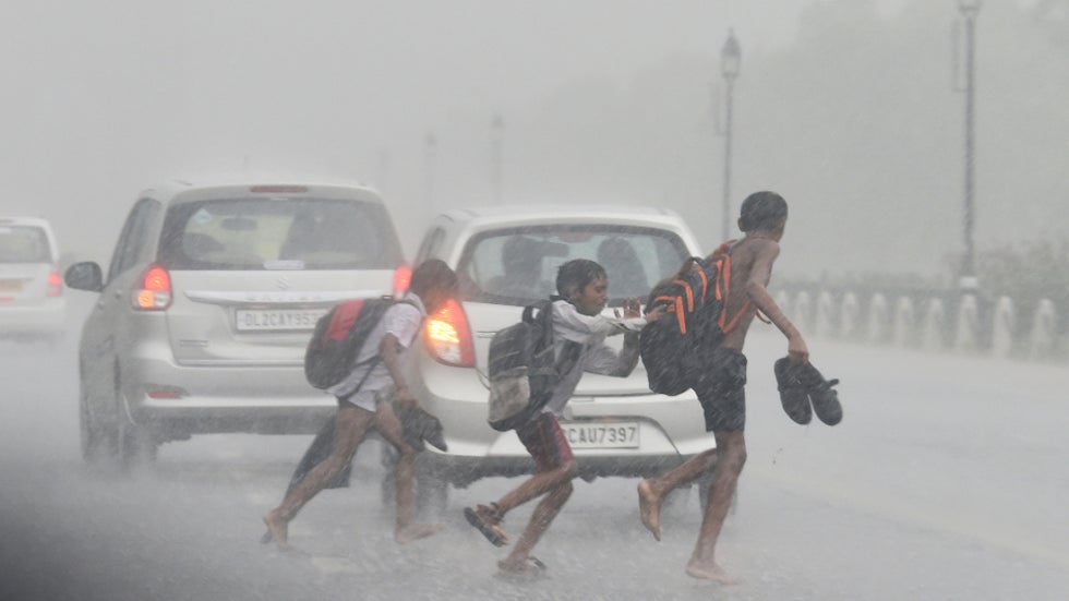उत्तरकाशी में बिगड़ा मौसम, यमुनोत्री धाम में आंधी-तूफान के साथ हुई तेज बारिश