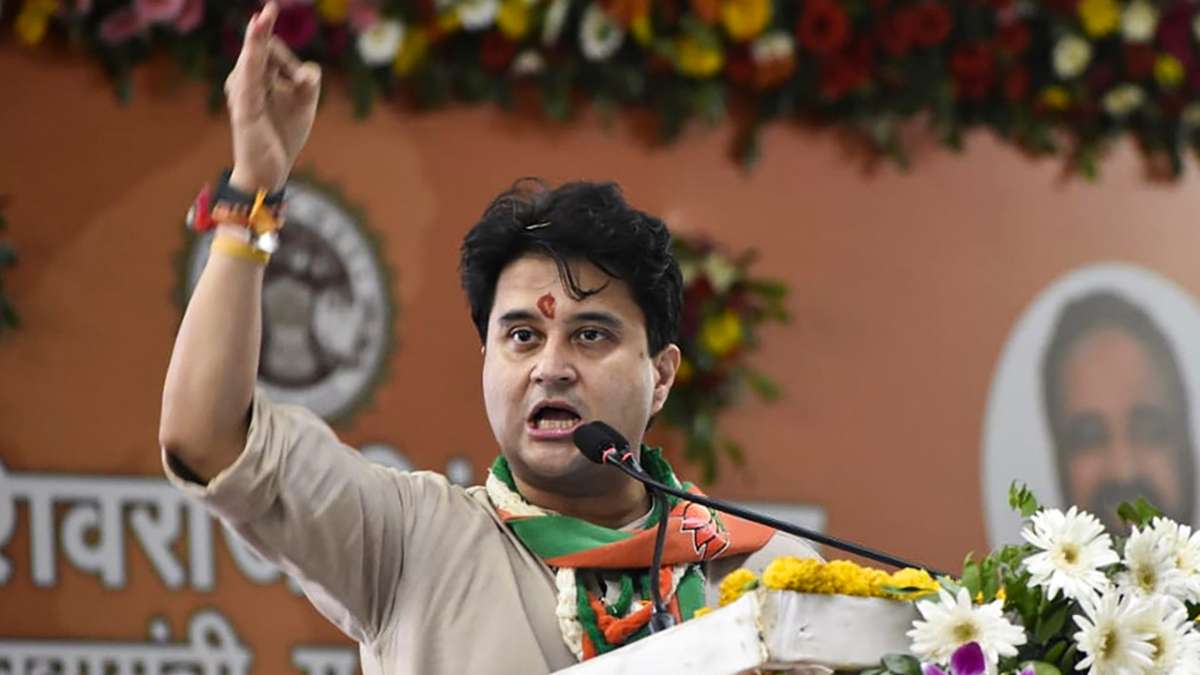 PM Modi को रावण बताए जाने पर सिंधिया का पलटवार, कहा- ऐसे लोगों को जनता जरूर देगी जवाब