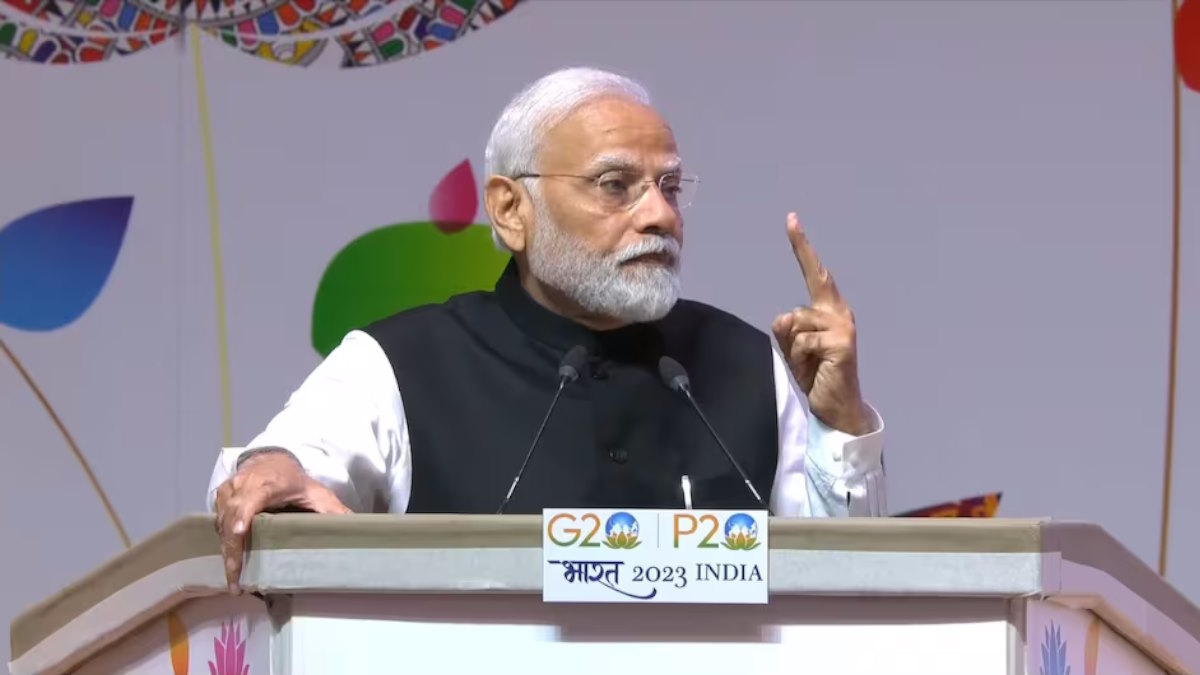 पी20 शिखर सम्मेलन में पीएम मोदी ने आतंकवाद को बताया मानवता के लिए खतरा, कहा- युद्ध से नहीं हो सकता किसी का भला…