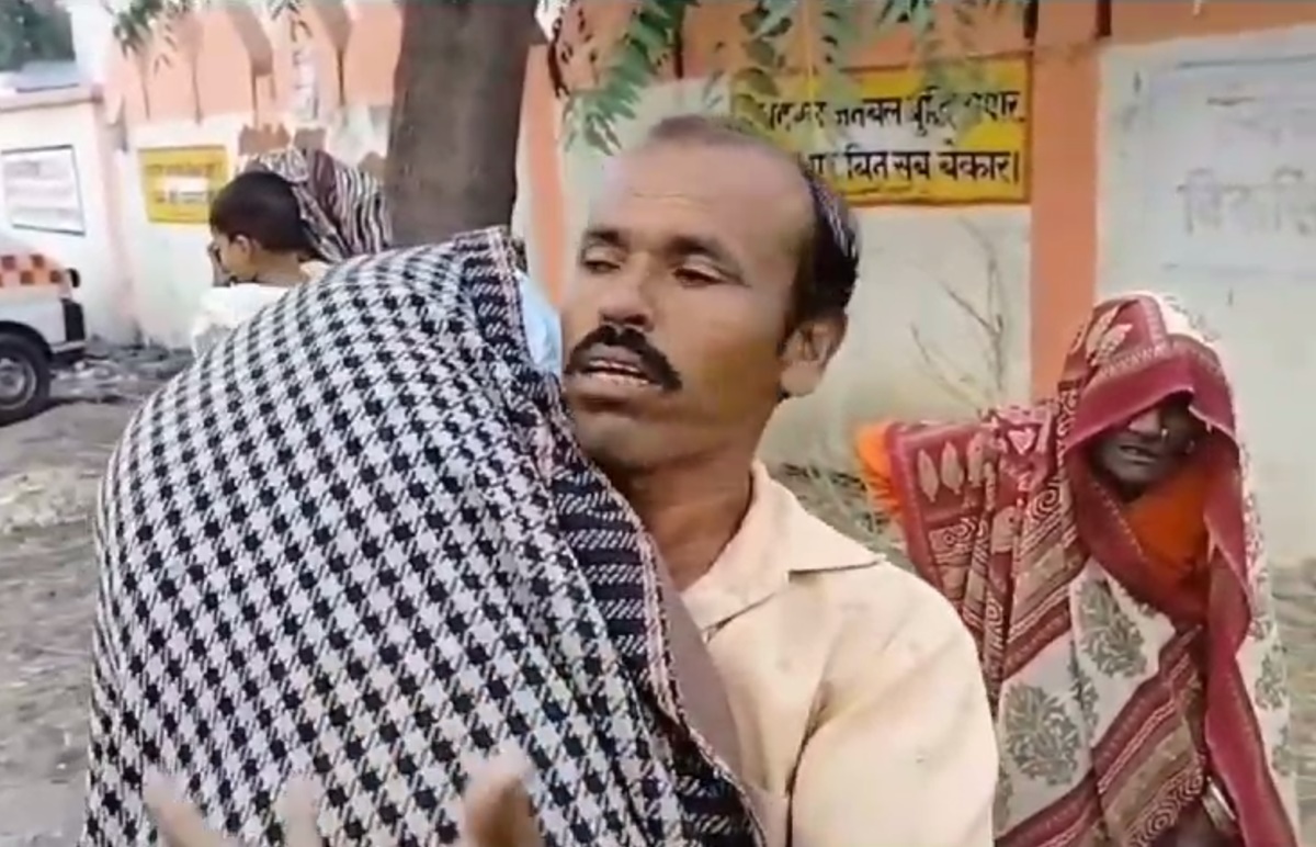 MP में इंसानियत शर्मसार: मामा का शव लेकर घंटों चक्कर लगाता रहा भांजा, अस्पताल ने नहीं दिया शव वाहन