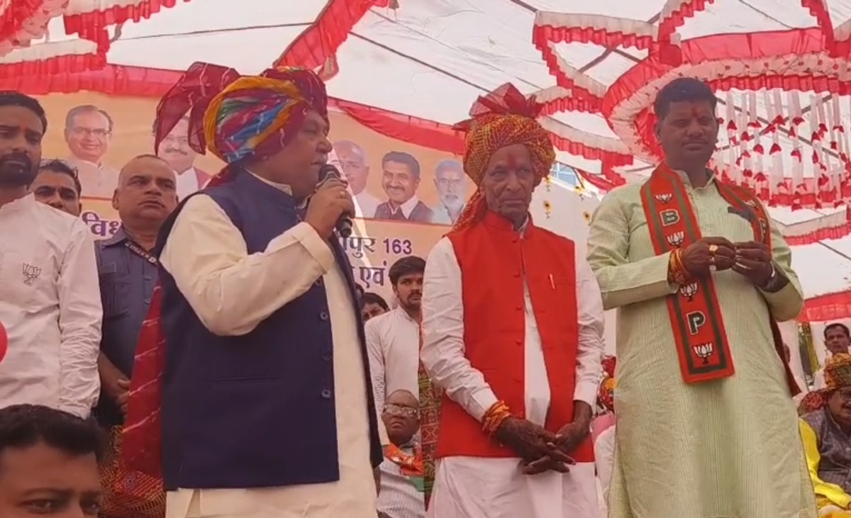 पहले अपने नेताओं के कपड़े रफू करवा लो भारत बाद में जोड़ना: केंद्रीय मंत्री का राहुल पर निशाना, कहा-  ये चुनाव धर्म और अधर्म के बीच का  