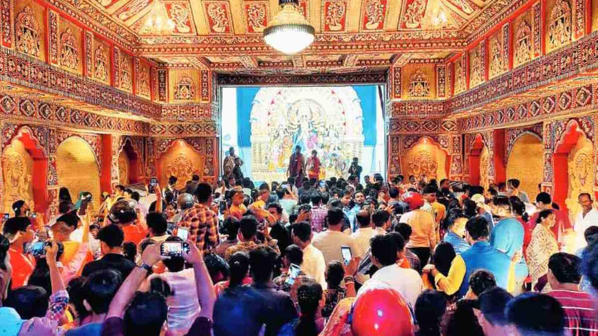 Odissa News : पूजा पंडाल में महिला गिरोह सक्रिय, श्रद्धालुओं से लूट ली सोने की चेन…