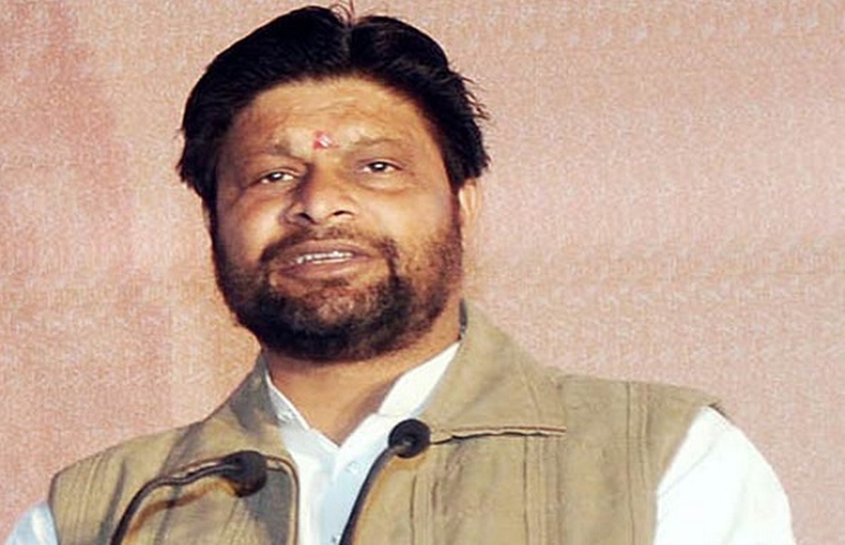 चपरासी की पोस्ट के लिए PhD पास युवा कर रहे आवेदन: पूर्व केंद्रीय मंत्री ने BJP पर साधा निशाना, कहा- सरकार आई तो युवाओं से नहीं लेंगे भर्ती फीस