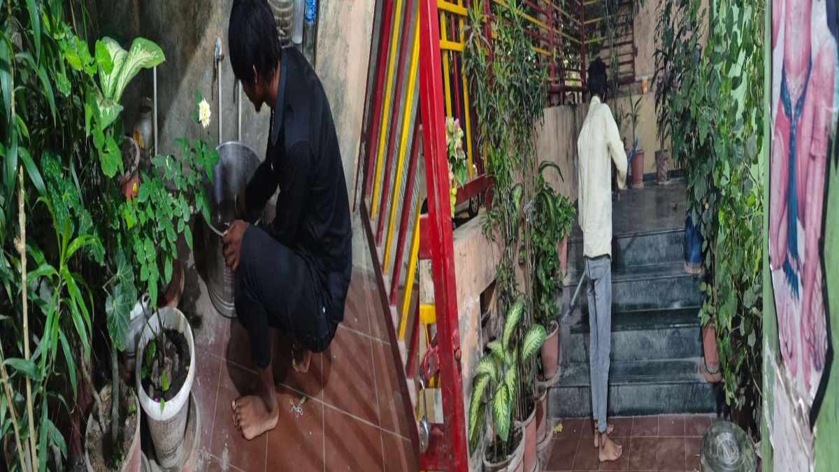 कोर्ट की अनोखी सजा: युवाओं को वृद्ध आश्रम में सेवा देने का दिया आदेश, जानें क्या था इनका जुर्म ?