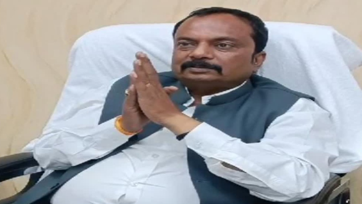 मान गए या मनौव्वल बाकी ? चुनावी स्टंट साबित हुआ ननि नेता प्रतिपक्ष का दावा, पहले निर्दलीय चुनाव लड़ने का भरा था दंभ, अब CM से मिलकर बदले सुर