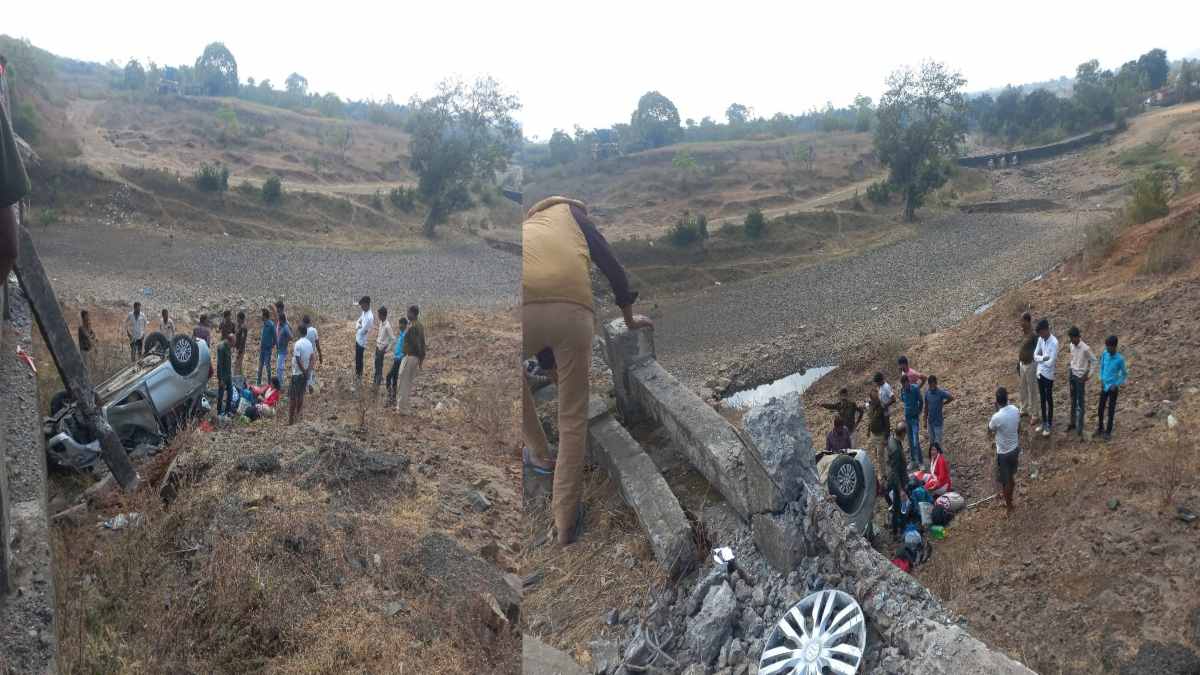 कार पुलिया से गिरीः बाल बाल बचे दंपती, बाइक चालक को बचाने के चक्कर में हुआ हादसा
